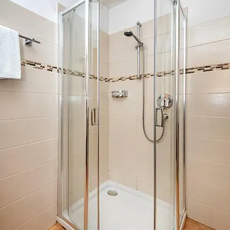 شقة Summercard And Free Parking Included *