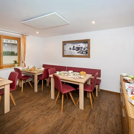 Appartement Pension Albert * Zell am See