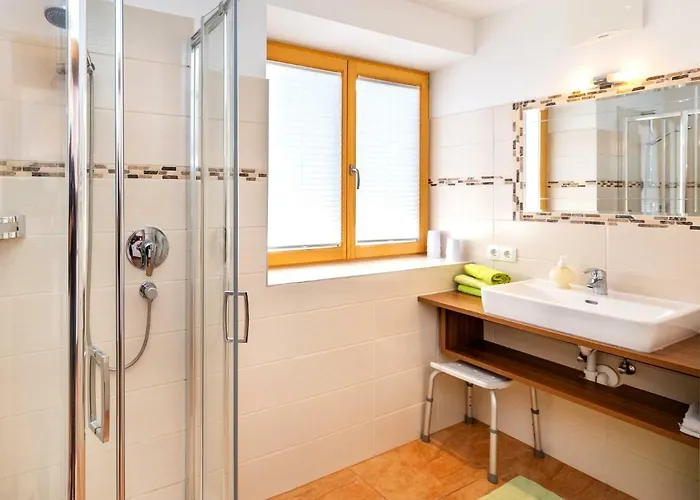 Summercard And Free Parking Included *